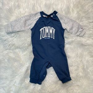 Toddlers Boy Crew Neck Brand Logo Bodysuit, Navy and Light Grey l